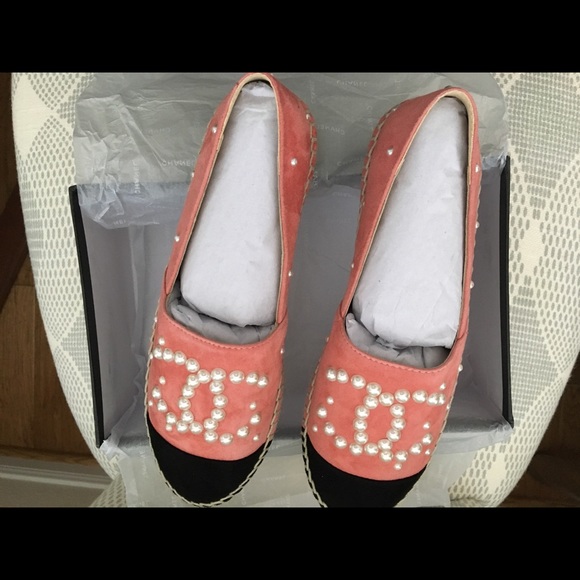 Authentic Channel CC pearl pink suede - Picture 7 of 8